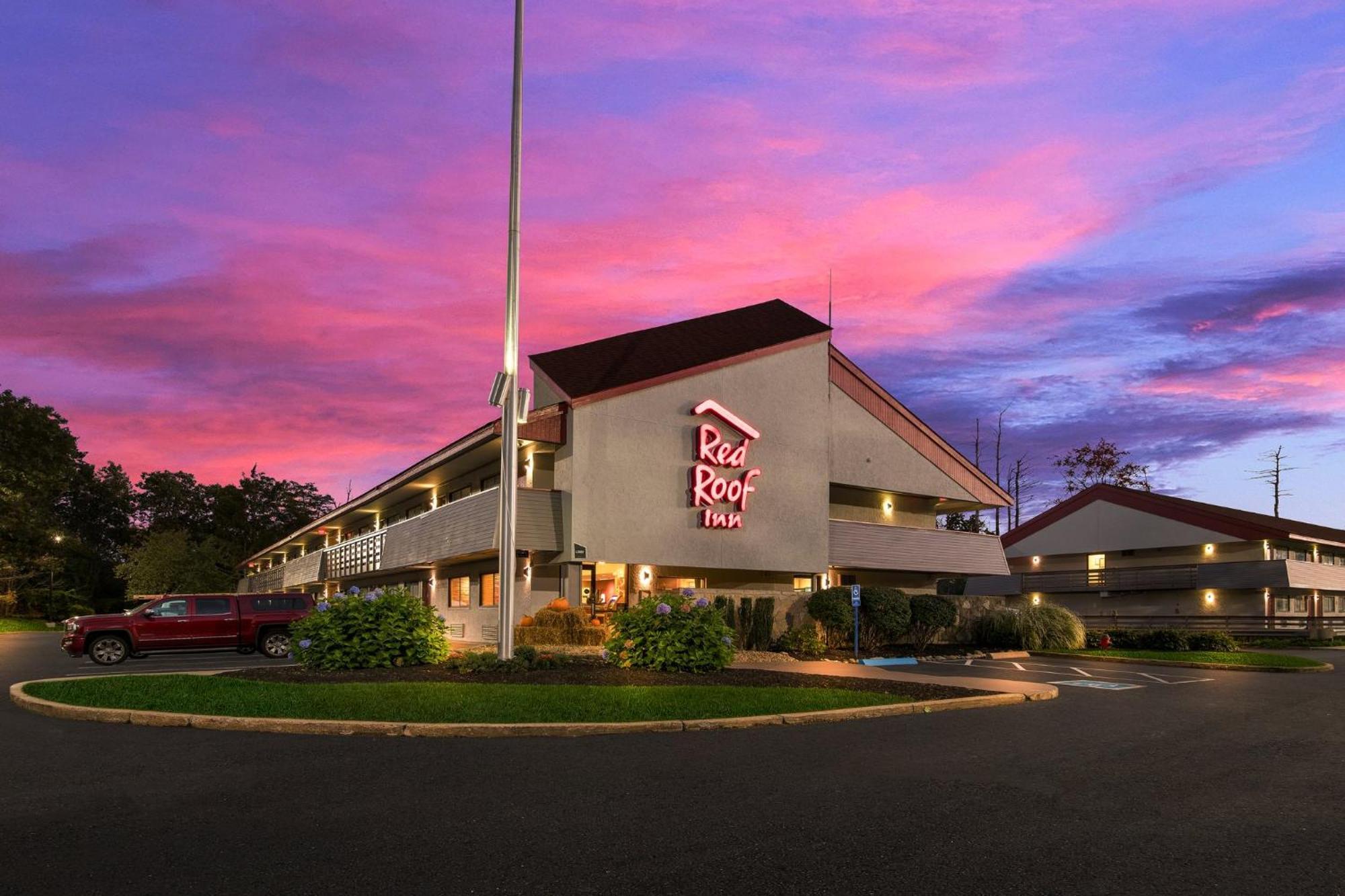 Red Roof Inn Salem Exterior photo